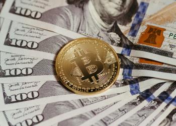 ¡Las ballenas se preparan para un gran movimiento! Acumulación de Bitcoin, reactivación de carteras inactivas y señales técnicas alcistas apuntan a un posible aumento de precios importante