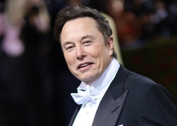 Plan maestro del D.O.G.E.: Recortes presupuestarios por 2 billones de dólares para agencias federales