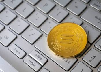 ¡Solana se prepara para un repunte parabólico! Analista predice un objetivo de $565