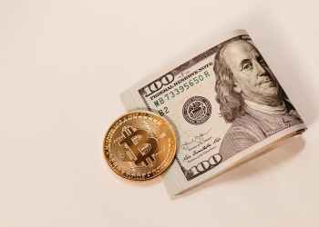 Bitcoin a 1,5 millones de dólares: Cathie Wood de ARK Invest mantiene su predicción