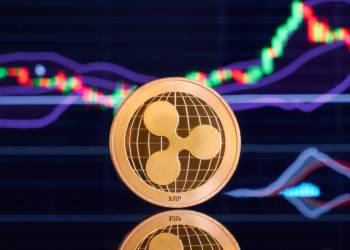 XRP: ¿Triángulo Simétrico Previo a una Explosión de Precios?