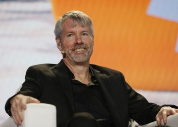 ‘Bitcoin Is Calling’ – Saylor Stirs The Market With Cryptic Clue