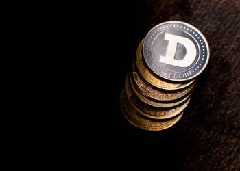 Dogecoin Silent Build-Up: Double Bottom Hints At Explosive Move To $0.47