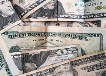 Gigantes Empresariales Apuesta Millones a XRP: ¡La Nueva Reserva de Efectivo!