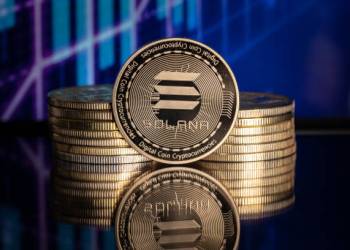 Solana: ¡Señal de Explosión Inminente! Analistas Predicen Aumento hasta $700