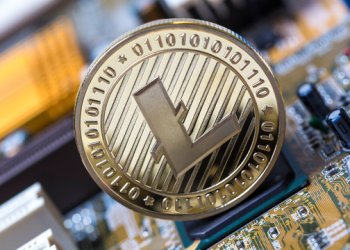 ¡Alerta! Litecoin: Cierre Bajista y la Sombra de Bitcoin