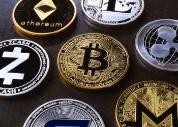 Asesores Financieros Exploran Nuevas Vías para Invertir en Criptomonedas