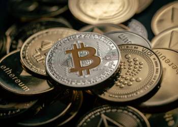 Dubái y EE.UU. Revolucionan el Mercado Crypto: Opciones y Comercio Spot en el Horizonte