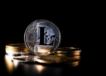 Litecoin Drifts Sideways—Intraday Action Tied To BTC Pulse