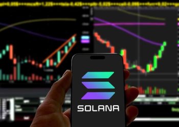 Solana (SOL) a punto de un Rally Explosivo: ¿Se Cumple el Patrón de Taza y Asa?