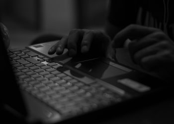 Yearn Finance Sufre Ataque: $9 Millones en Pérdidas por Explotación de yETH