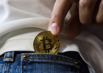 Sherlock predice caída de Bitcoin a $63,000: niveles clave y zonas de corto para traders
