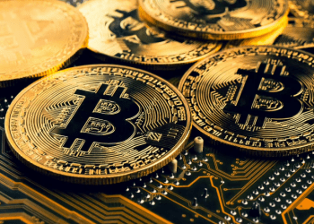 Peter Schiff acusa a Michael Saylor de engañar a jubilados con la acción preferida vinculada a Bitcoin