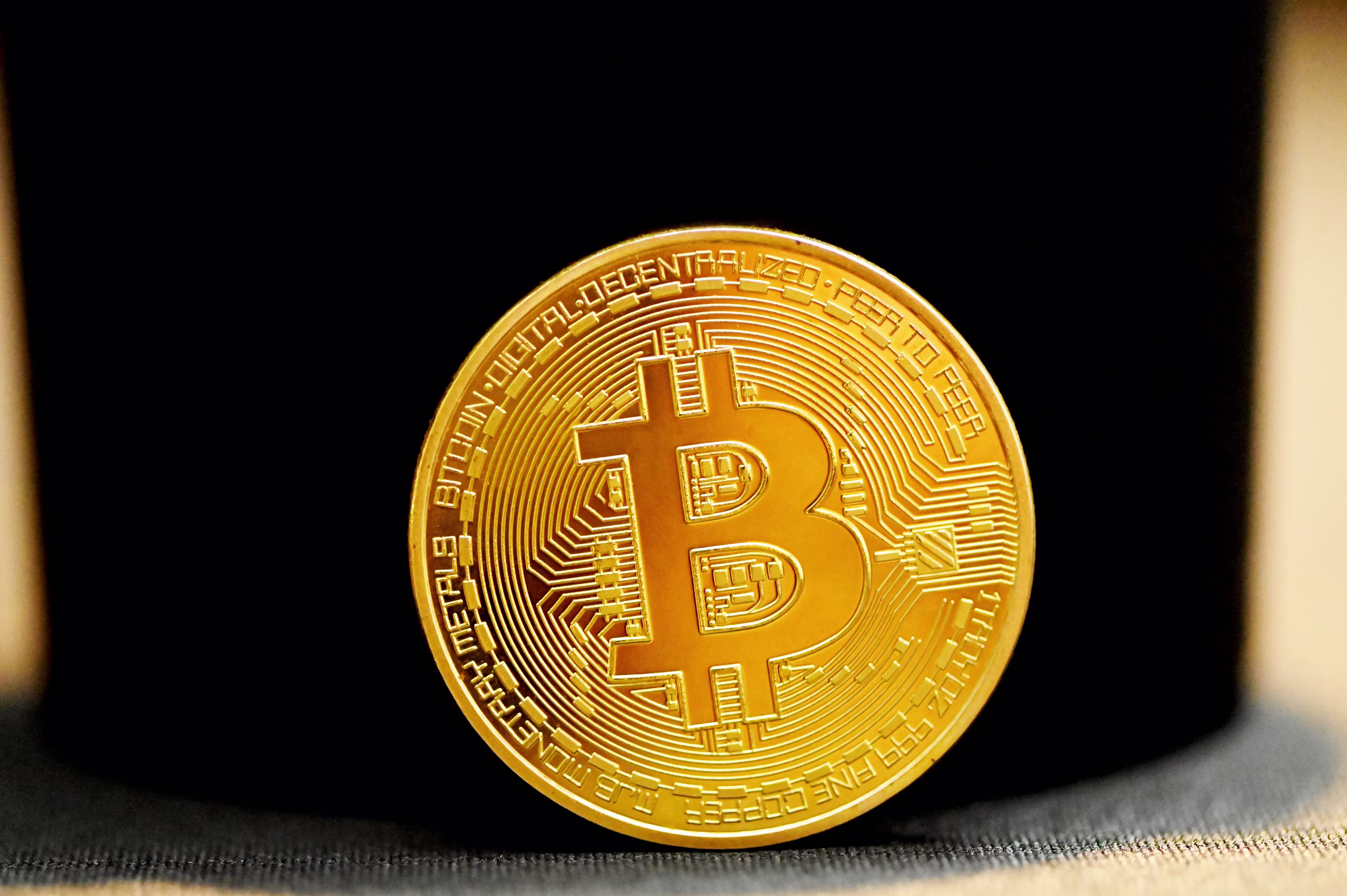 XRP podría caer entre 59% y 62% frente a Bitcoin antes de encontrar soporte sólido