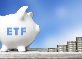 Bitcoin, ETF, SEC, dollar,