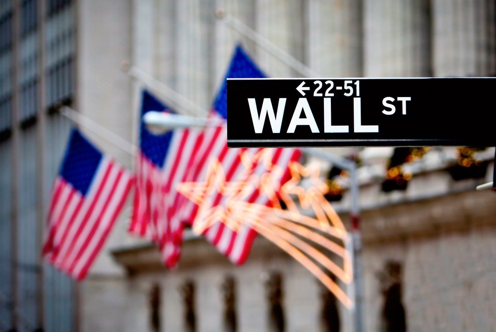 Crypto Week In Review: SEC Delays Bitcoin ETF, Goldman Sachs Enters Market