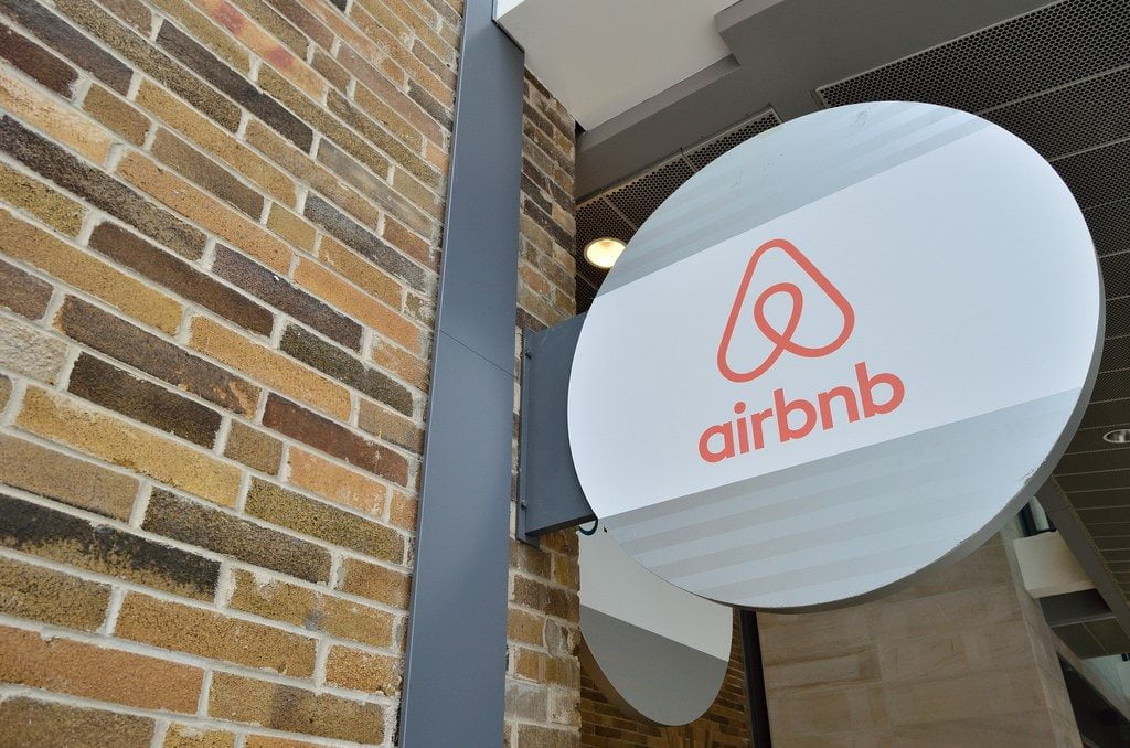 sharering, airbnb, sharing economy
