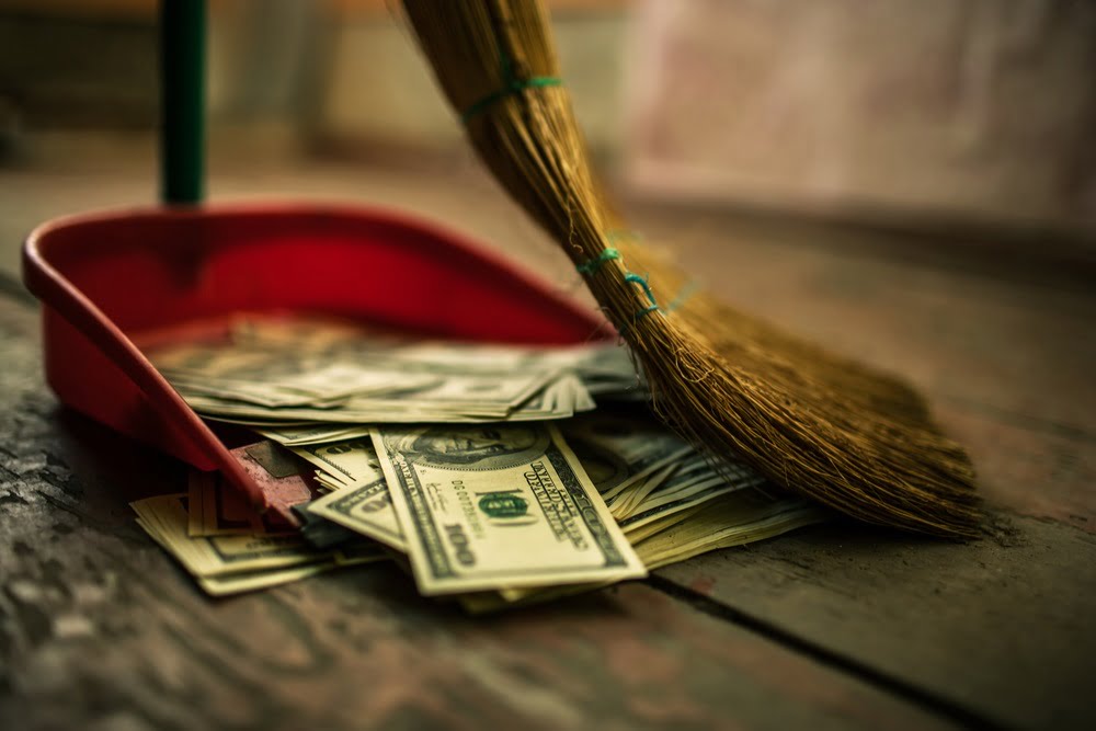 Cryptohomie Who Spent Almost $150,000 on Altcoins Sees 85% Loss