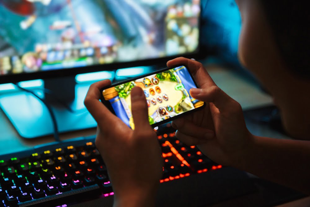 Blockchain Mass Adoption to Come through Games, but “Killer Apps” Needed