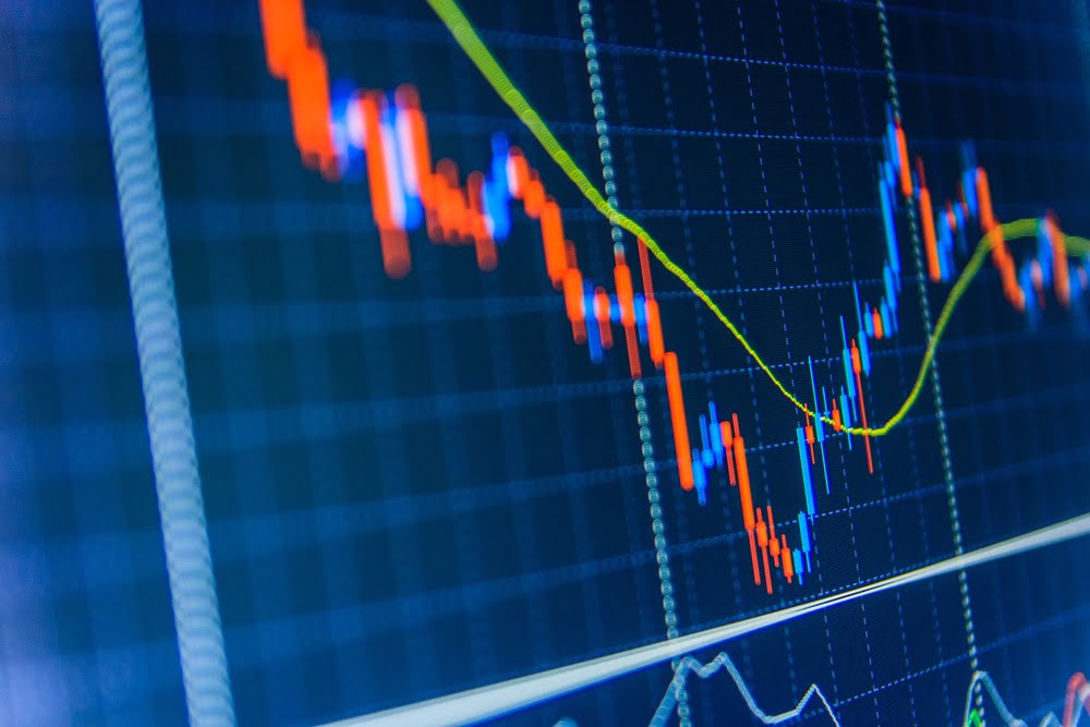 Bitcoin Falls to Lowest Weekly Level, ETH Drops Below $100