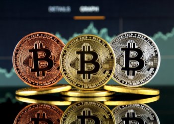 Crypto Experts Slash Bitcoin Price Predictions: Fact is, No One Knows