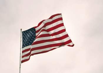 Crypto Week In Review: SEC Delays Bitcoin ETF Ruling, Coinbase Lists Four Altcoins