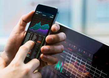 Crypto Markets Drop Slightly After Yesterday’s Surge, Stock Market Drops as Apple Plunges