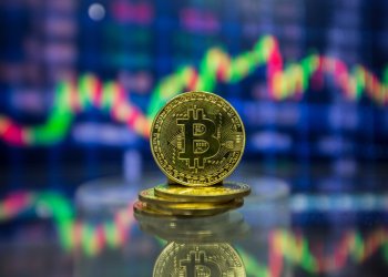 Crypto Analysts: Bitcoin Strong After ETF Mishap Is Sign Of Bottom