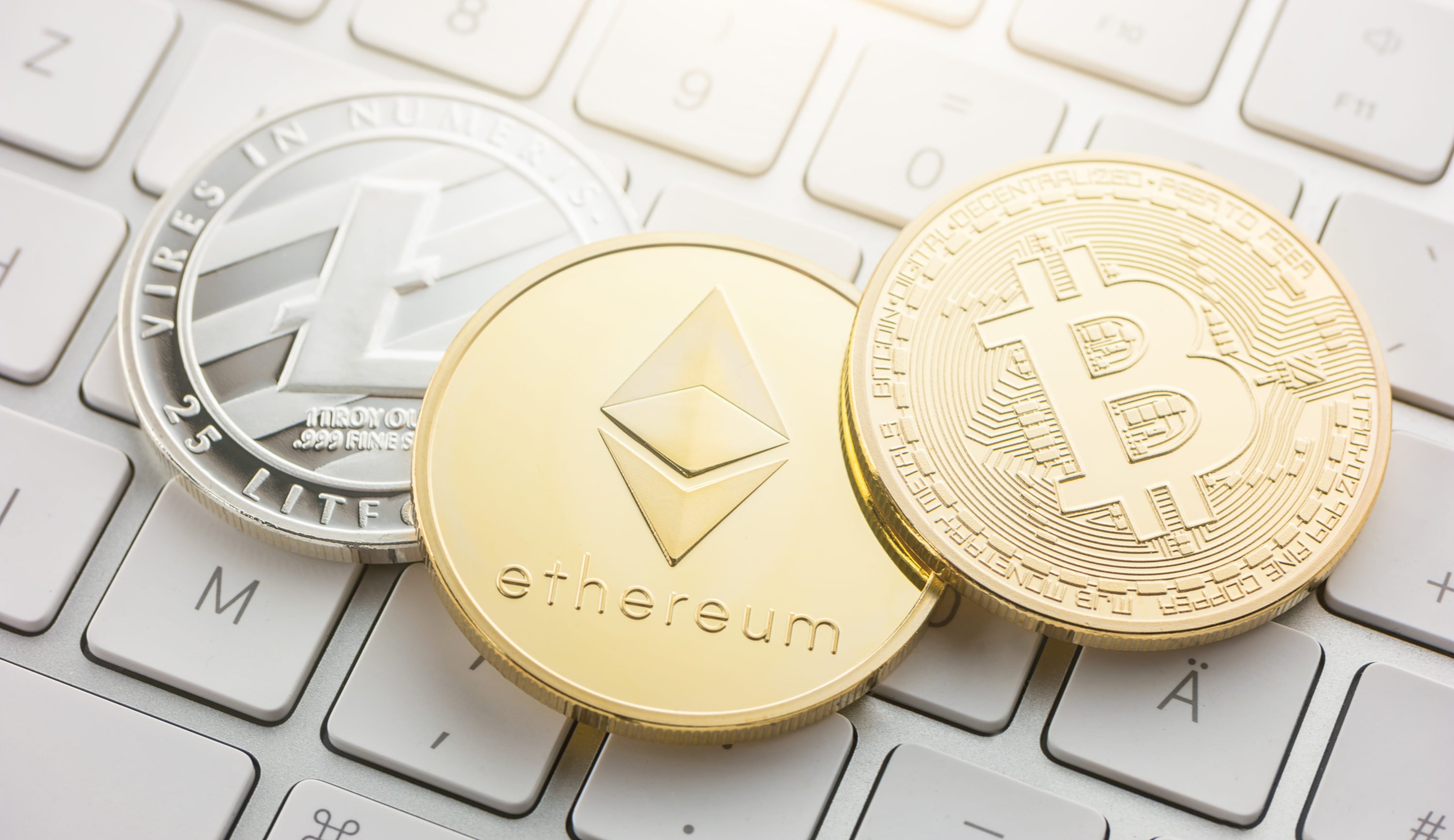 Crypto Markets Trade Mixed, Analysts Cautiously Bullish on Litecoin and Ethereum