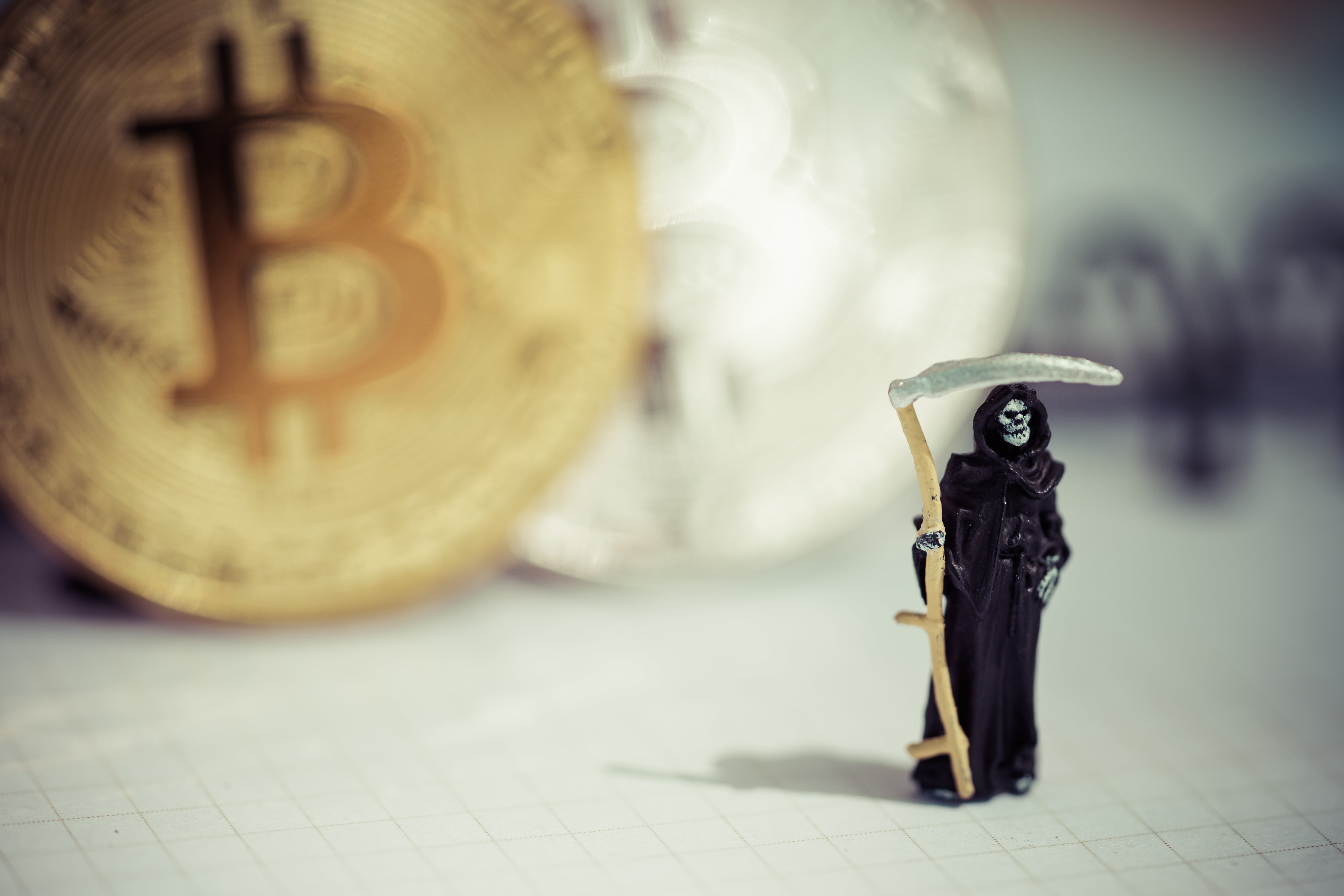 Crypto Analyst: Bitcoin (BTC) Dominance May Reach 80%, Altcoins Expected to Bleed