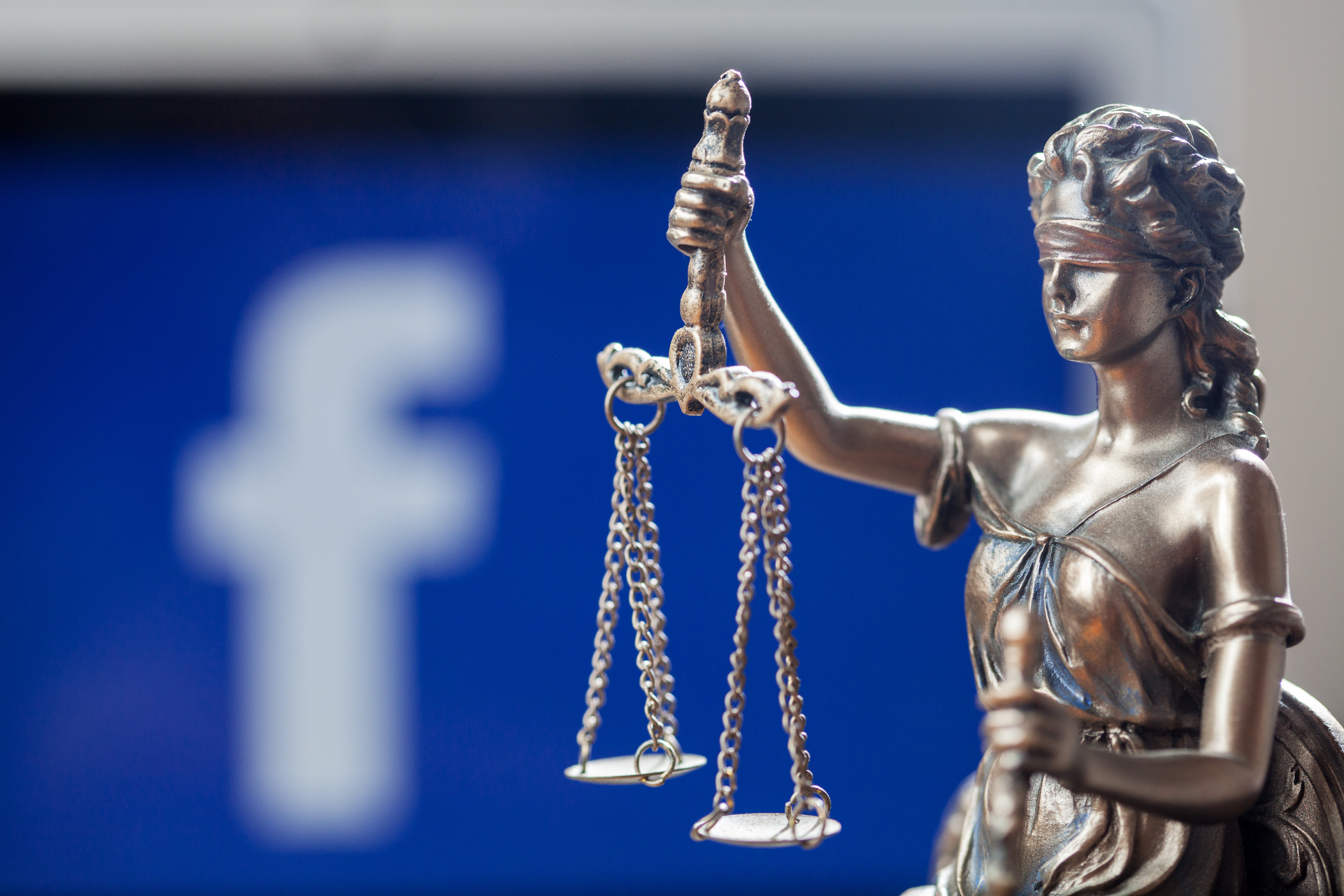 China Should Take Precautions against Facebook Crypto: Ex-PBoC Head