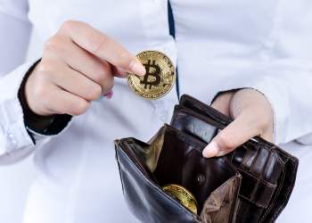 buy bitcoin crypto coinbase cash app