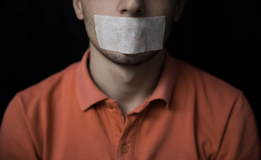 “Blockchain, not Crypto”: Tron Founder Loses Chinese Social Media Presence