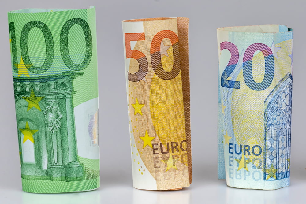 euro, bitcoin, cryptocurrency