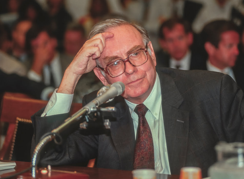 Warren Buffett Admits He Doesn’t Hold Bitcoin, Tron or Any Crypto