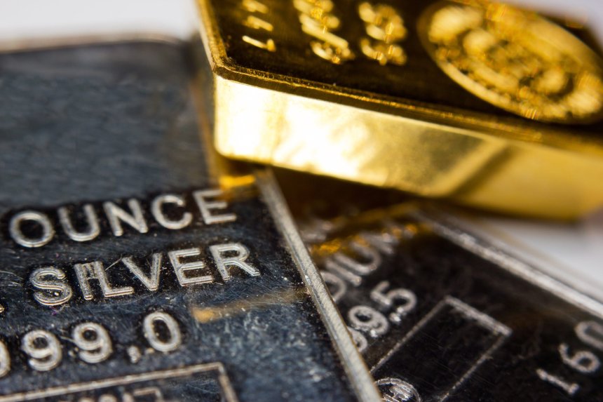 gold silver bitcoin safe haven coronavirus recession