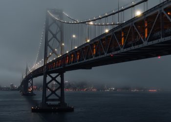 These 3 Factors Paint a Grim Outlook for XRP, Even Amid Crypto Boom