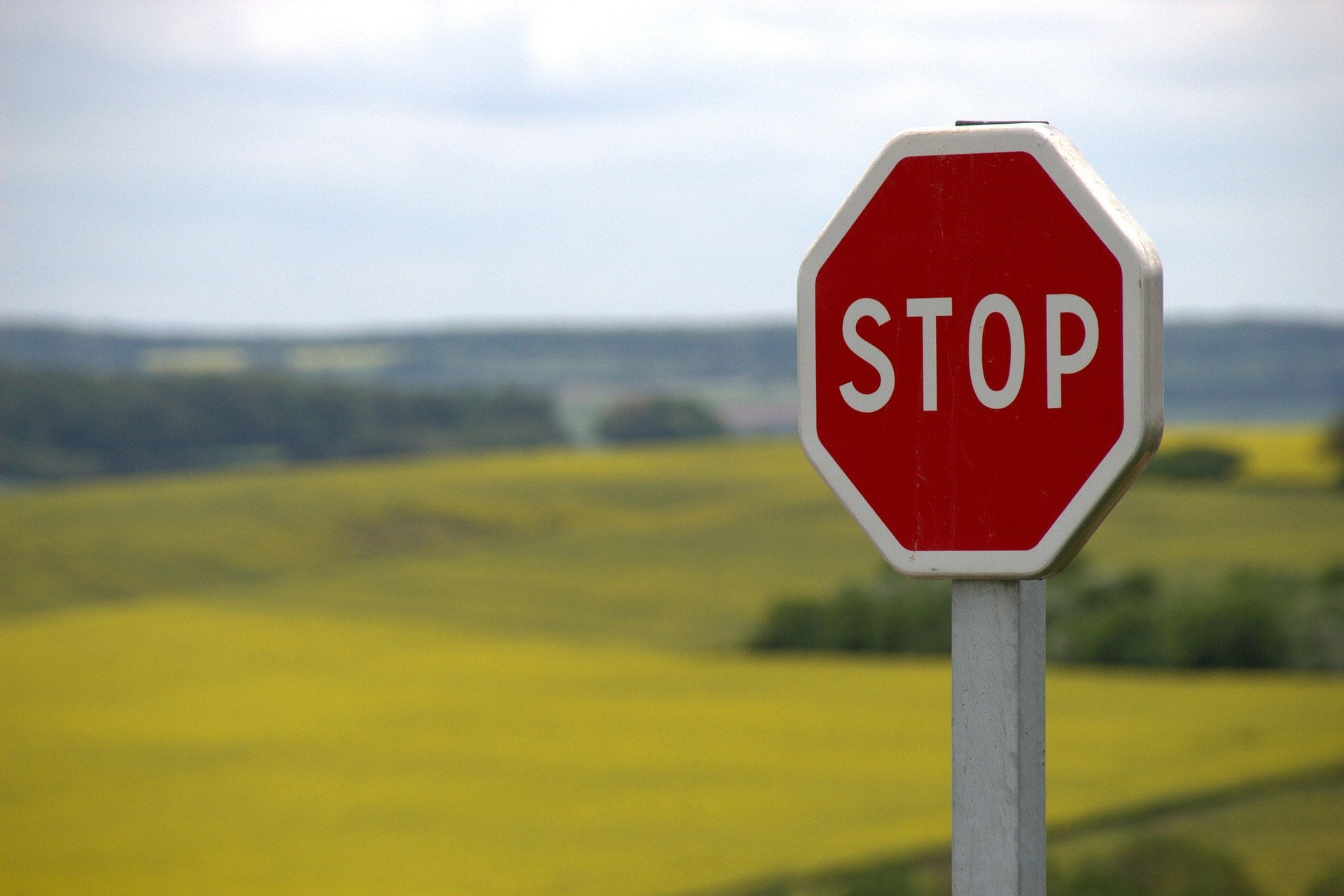 Reliable Sell Signal Challenges Chainlink Cryptocurrency’s Unstoppable Growth