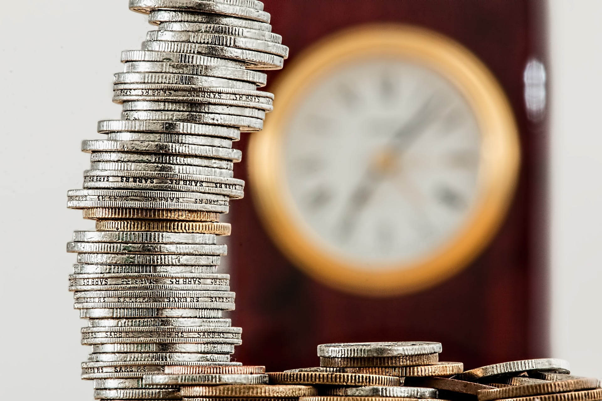XRP Buy Signals Stacking on Multiple Timeframes May Spark Ripple Recovery