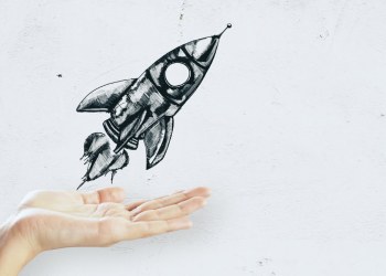 Bitcoin Daily Chart Suggests Loss In Momentum But Uptrend Intact Above $9,300