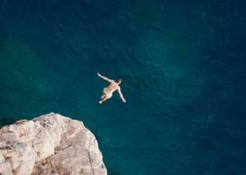 These Three Simple Factors Suggest Bitcoin is About to Crater to Its Range Lows