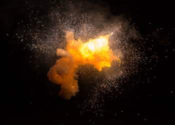 This Pattern Could Trigger Explosive Bitcoin Volatility; Crucial Levels to Watch For