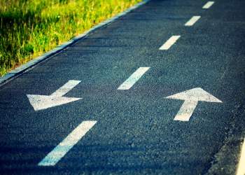 2 Major Reasons Why Bitcoin Risks Falling Towards $8,500