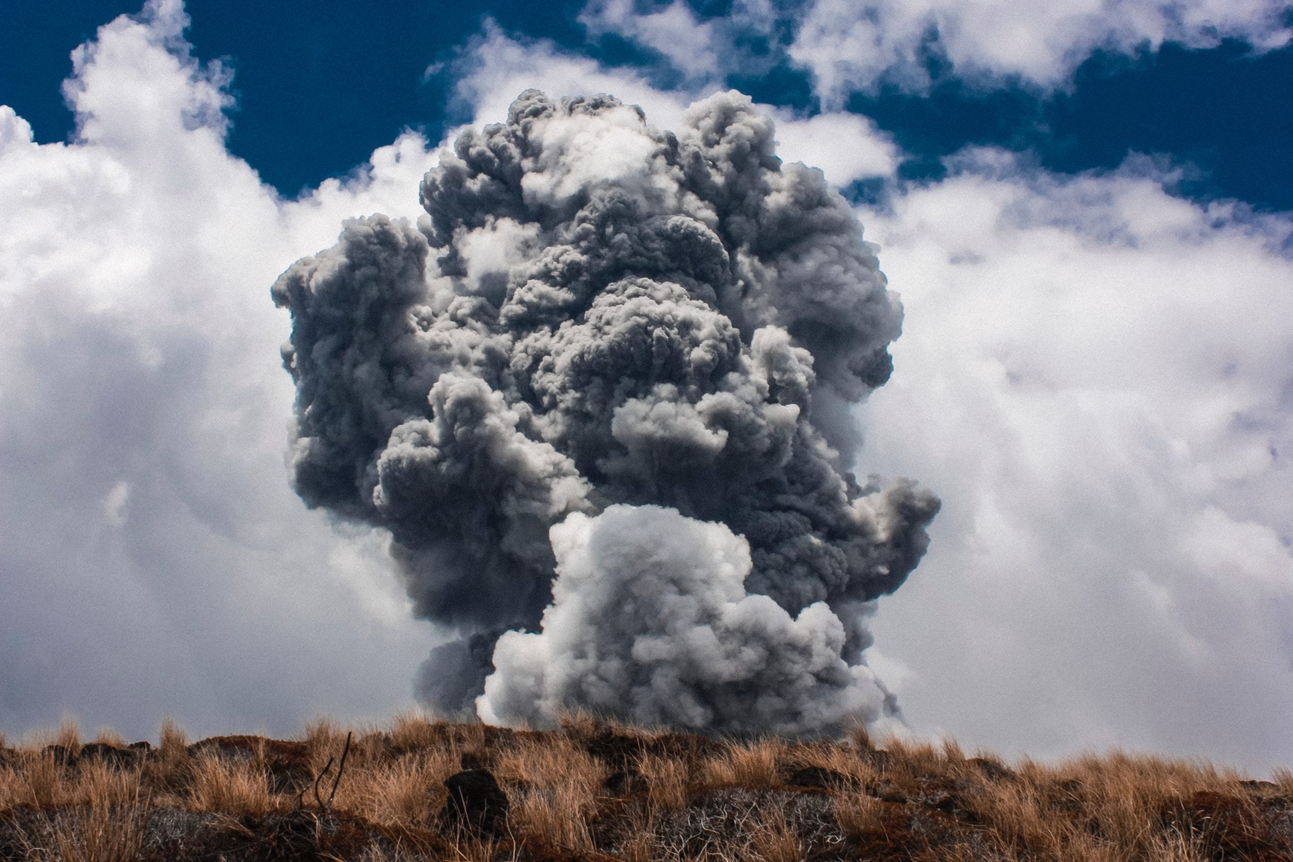 Explosive Defi, Stablecoin Activity Send Ethereum Fees Above Bitcoin
