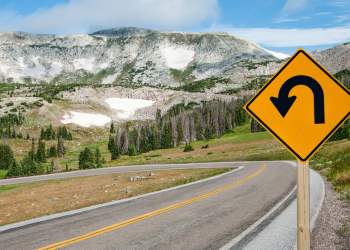 Bitcoin Faces Another Rejection And It’s Vulnerable to a Drop Below $9K