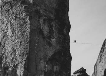 Bitcoin is Now Trading at a “Do or Die” Level as Bears Build Momentum