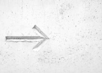 Analyst: “Altseason” is Postponed as Ethereum Begins Flashing Warning Signs