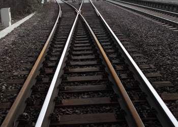 Bitcoin Deviates Further Away from Dow, S&P 500 as Price Hits $13K