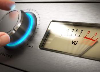 defi volume yfi uni eth lend aave