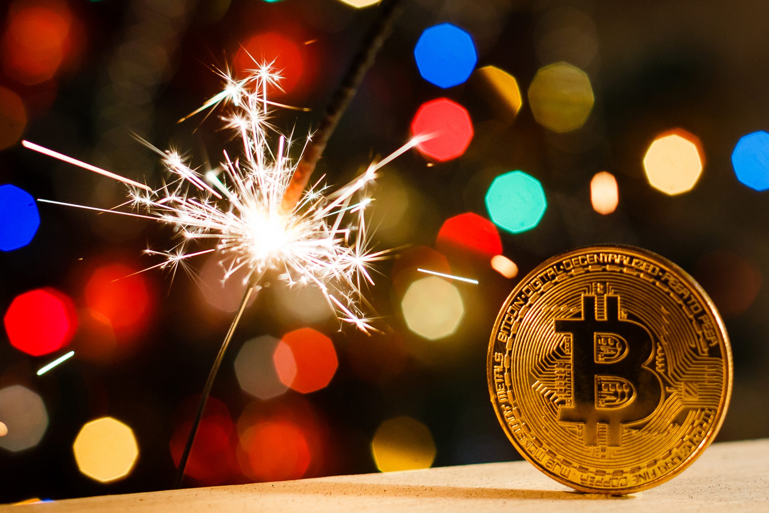 [Obrázek: bitcoin-christmas-Depositphotos_20769859...scaled.jpg]